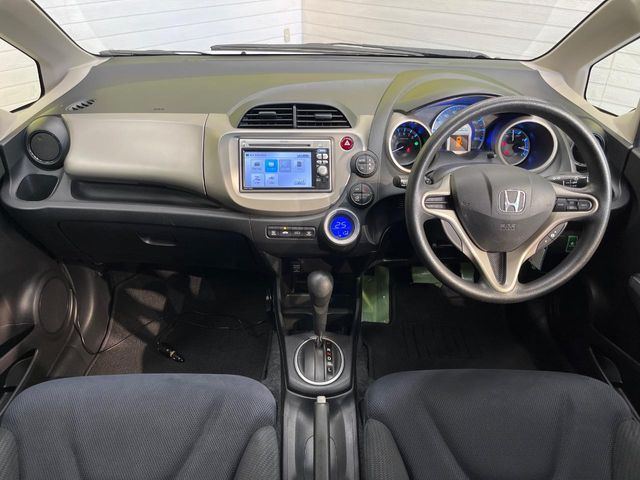 HONDA FIT HYBRID 2011