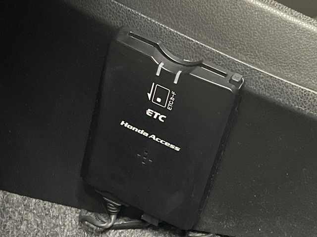 HONDA FIT HYBRID 2011