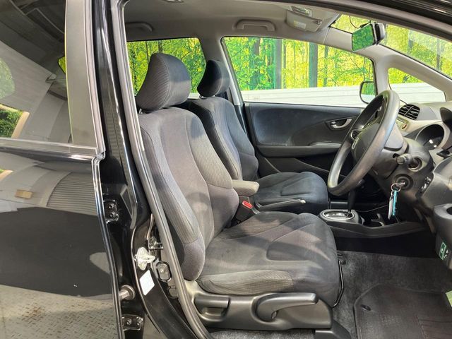 HONDA FIT HYBRID 2011