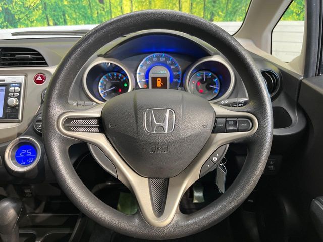 HONDA FIT HYBRID 2011