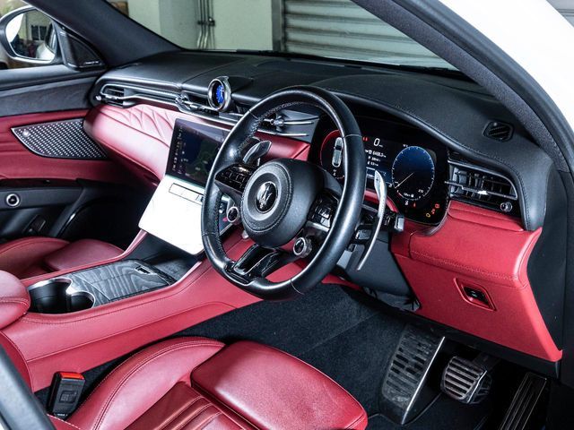 MASERATI MASERATI Grecale 2023