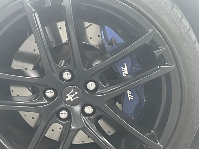 MASERATI MASERATI GRANTURISMO 2016