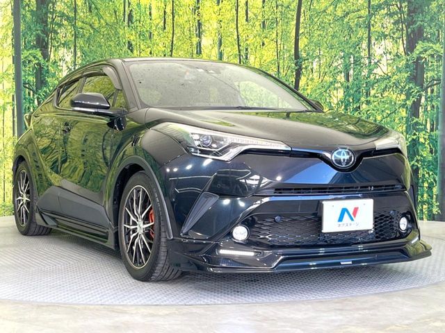 TOYOTA C-HR 2017
