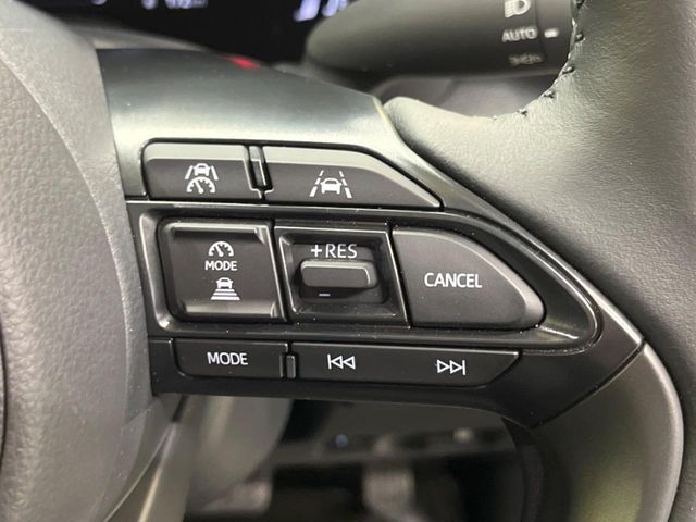 TOYOTA YARIS CROSS HYBRID 2025