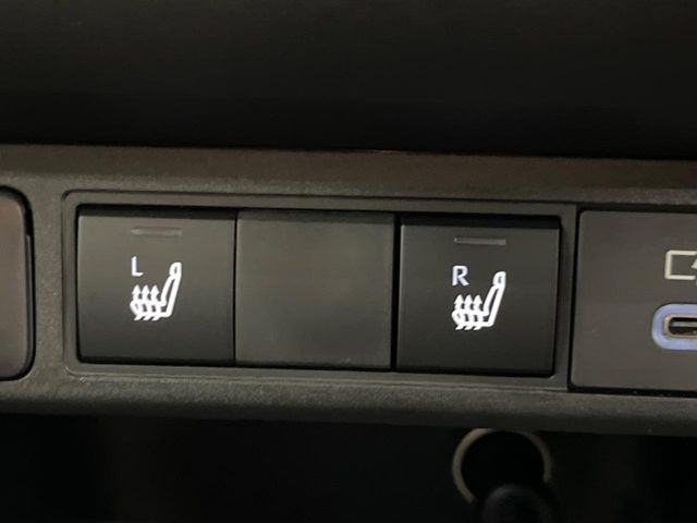 TOYOTA YARIS CROSS HYBRID 2025