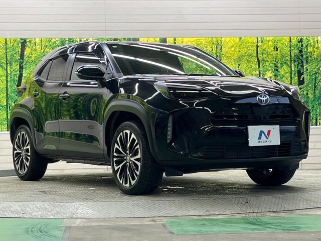 TOYOTA YARIS CROSS HYBRID 2025