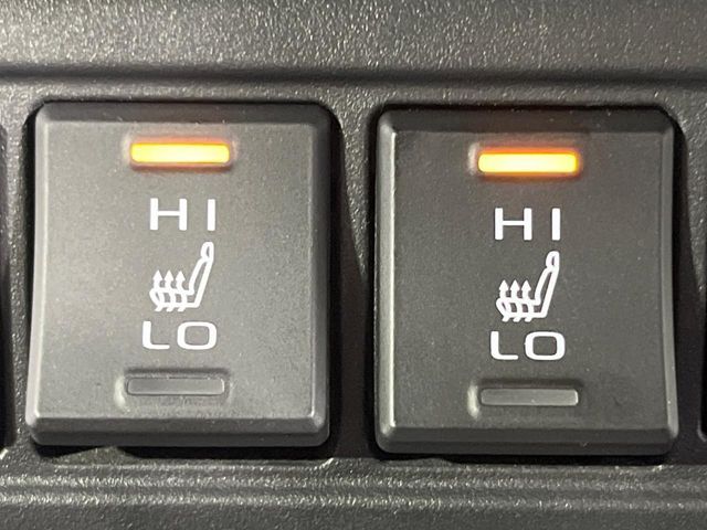 TOYOTA COROLLA CROSS HYBRID 2024