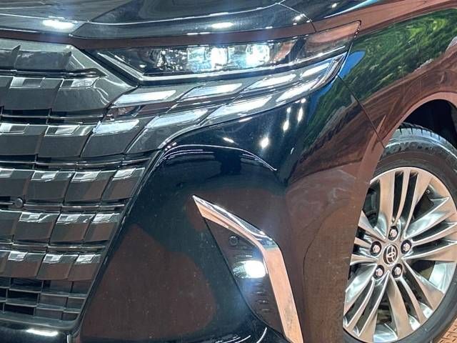 TOYOTA ALPHARD 2023