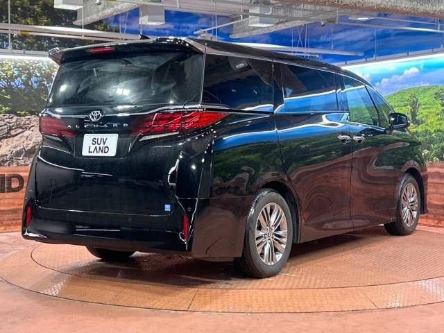 TOYOTA ALPHARD 2023