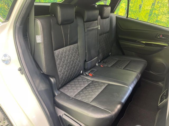 TOYOTA HARRIER 2WD 2017