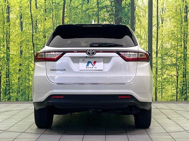 TOYOTA HARRIER 2WD 2017