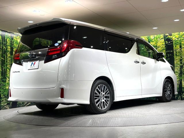 TOYOTA ALPHARD 2016