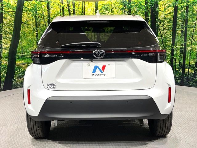 TOYOTA YARIS CROSS 2025