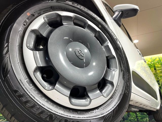 TOYOTA SIENTA HYBRID 2025