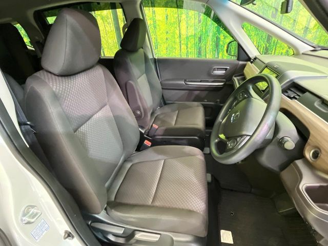 HONDA FREED HYBRID 2023