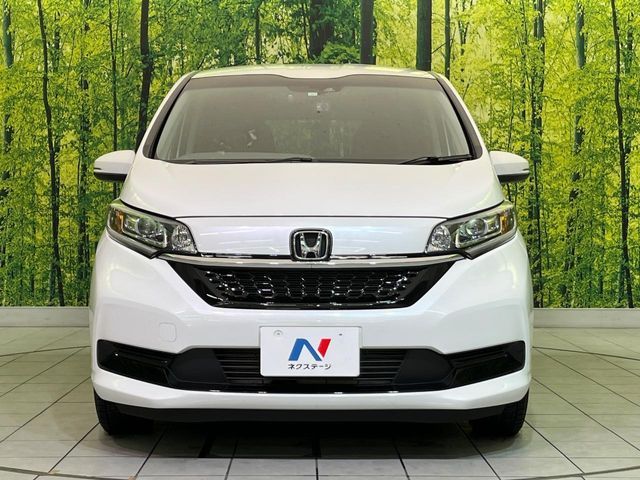 HONDA FREED HYBRID 2023