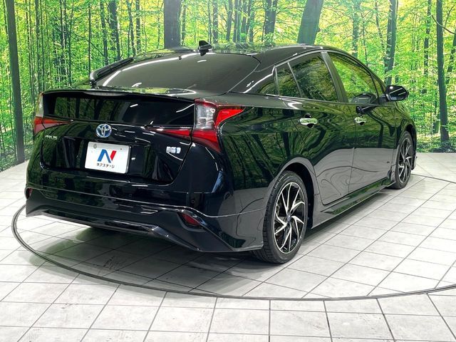 TOYOTA PRIUS 2020