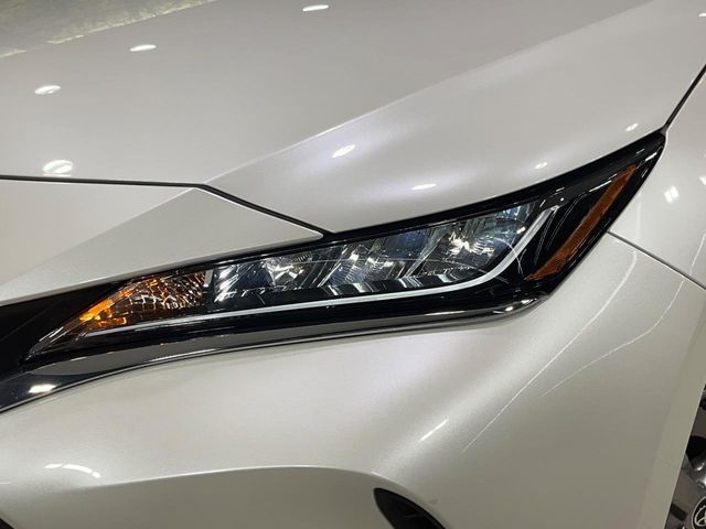 TOYOTA HARRIER 4WD 2023