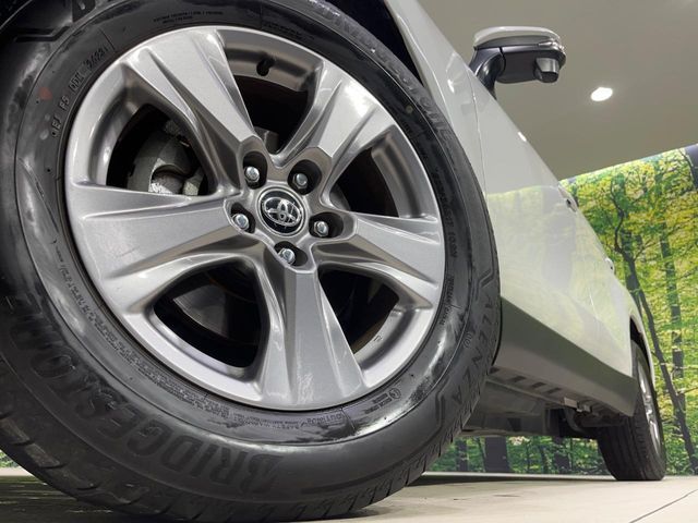 TOYOTA HARRIER 4WD 2023