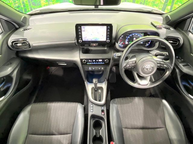 TOYOTA YARIS CROSS HYBRID 2023