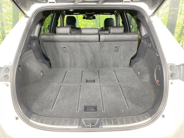 TOYOTA HARRIER 4WD 2016