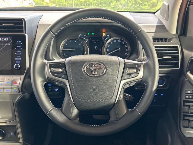 TOYOTA LANDCRUISER PRADO 2023