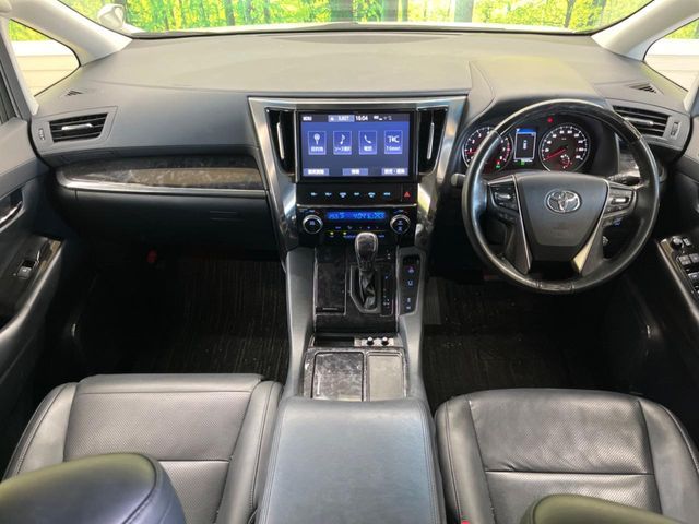 TOYOTA VELLFIRE 2018