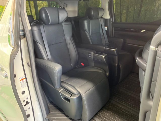 TOYOTA VELLFIRE 2018