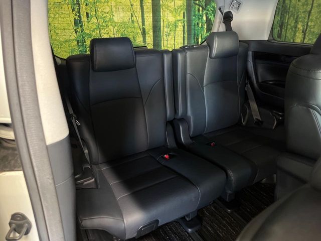 TOYOTA VELLFIRE 2018