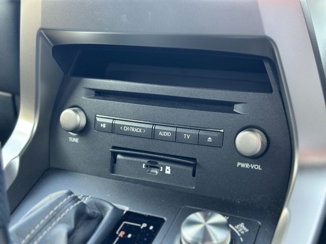 TOYOTA LEXUS NX300 2019