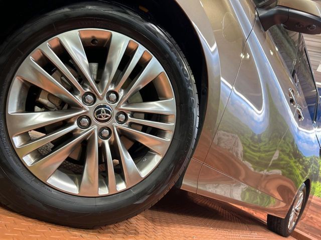 TOYOTA ALPHARD hybrid 2024