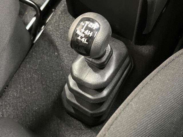 SUZUKI JIMNY NOMADE 2025