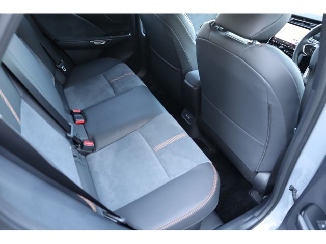 TOYOTA LEXUS LBX 2024