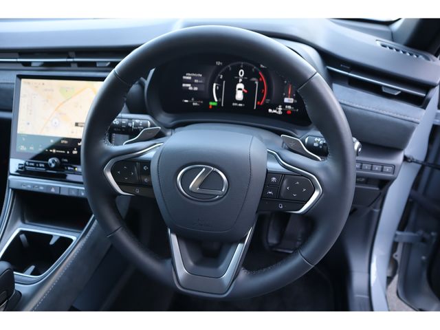 TOYOTA LEXUS LBX 2024