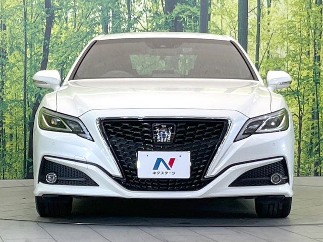 TOYOTA CROWN sedan hybrid 2019