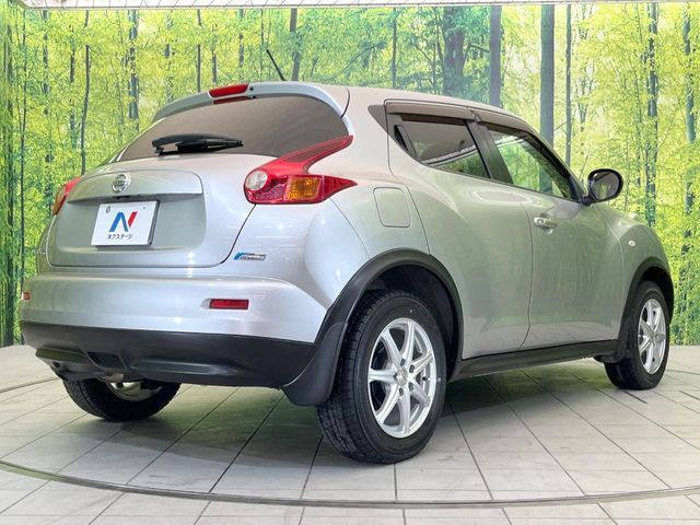 NISSAN JUKE 2011