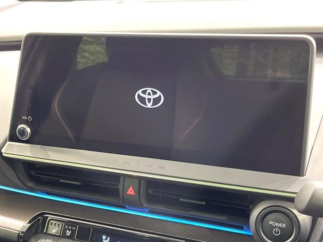 TOYOTA PRIUS 4WD 2025