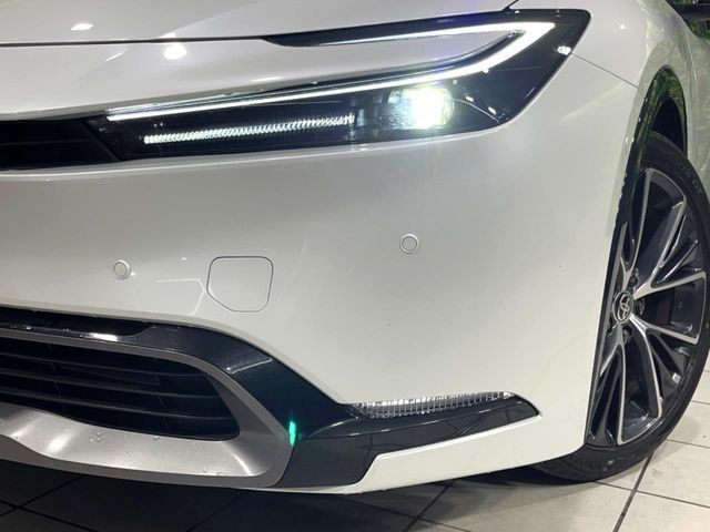 TOYOTA PRIUS 4WD 2025