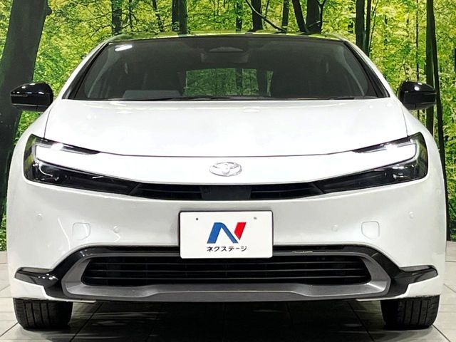 TOYOTA PRIUS 4WD 2025