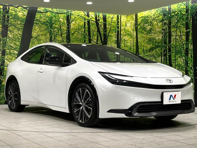 TOYOTA PRIUS 4WD 2025