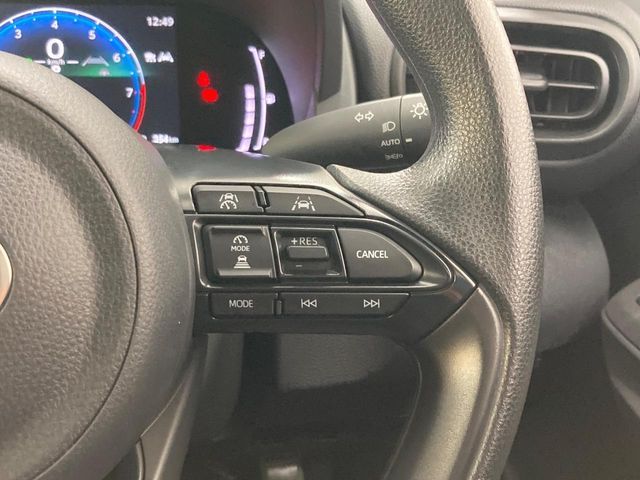 TOYOTA YARIS CROSS 2025