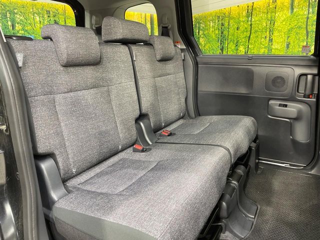 TOYOTA SIENTA HYBRID 2025