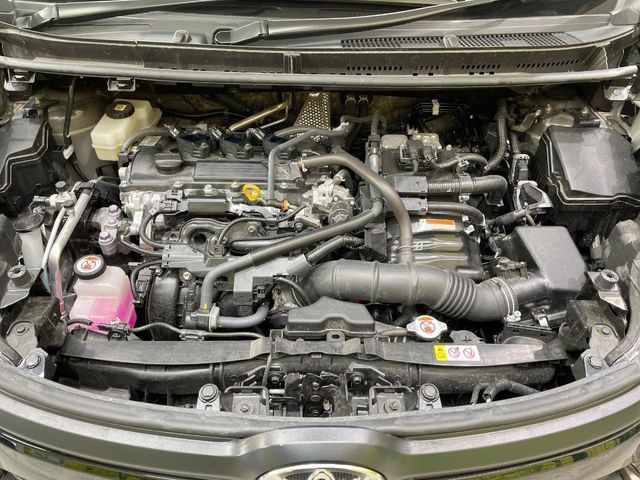 TOYOTA SIENTA HYBRID 2025