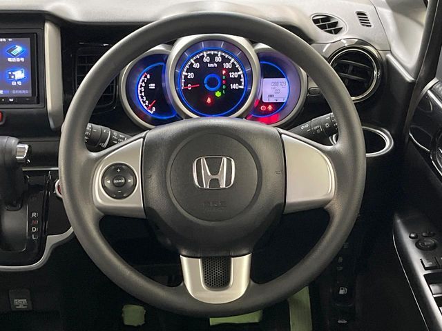 HONDA N BOX CUSTOM 2015