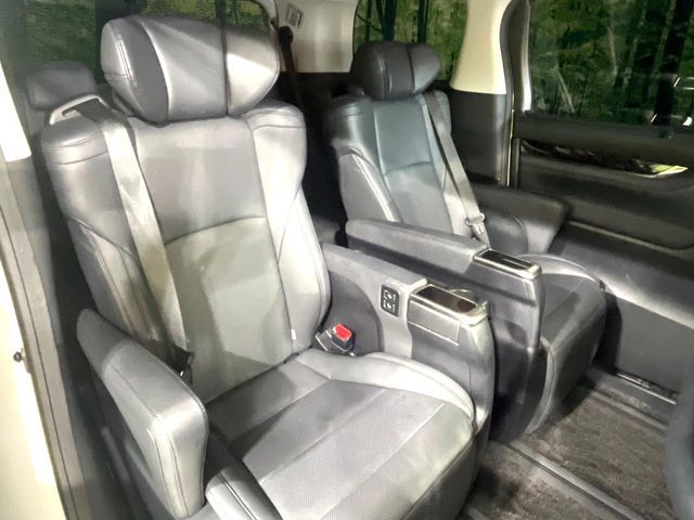 TOYOTA ALPHARD hybrid 4WD 2022