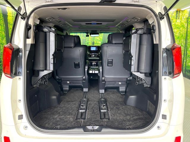 TOYOTA ALPHARD hybrid 4WD 2022