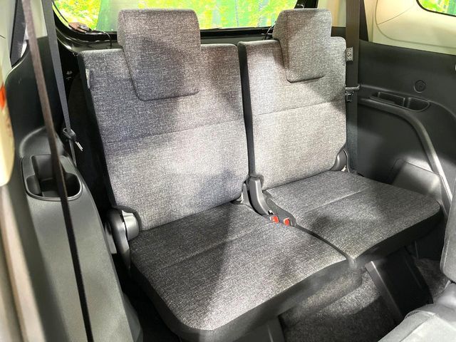 TOYOTA SIENTA HYBRID 2025