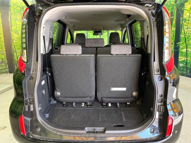 TOYOTA SIENTA HYBRID 2025