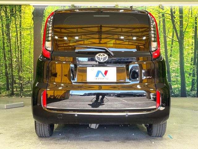 TOYOTA SIENTA HYBRID 2025