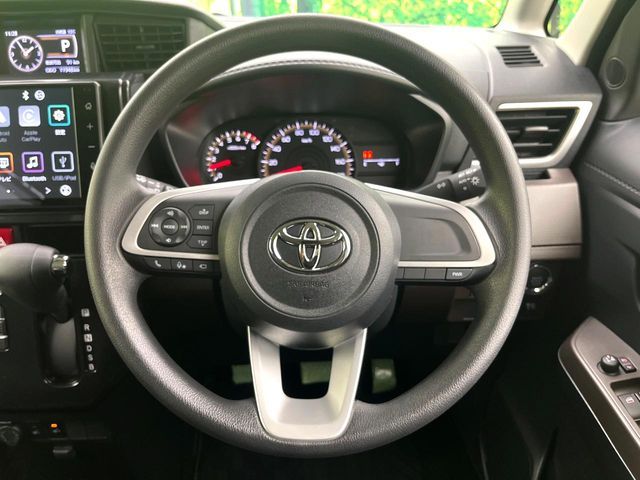TOYOTA ROOMY 2024
